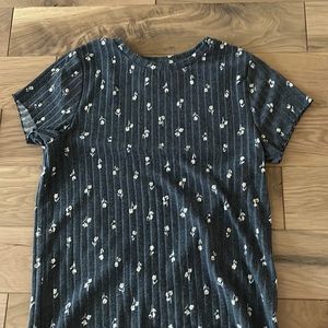 Girls floral print shirt (XL)